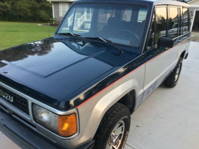 1988 Isuzu Trooper LS - photo 7
