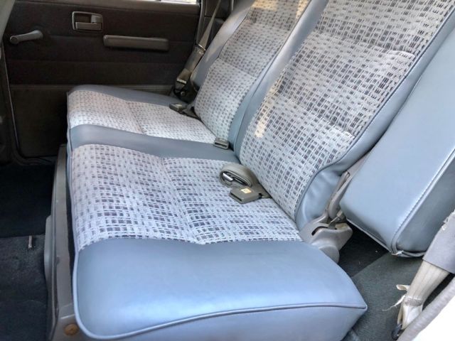 1988 Isuzu Trooper LS - photo 13