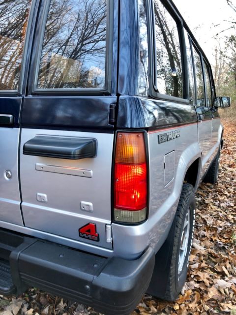1988 Isuzu Trooper LS - photo 3