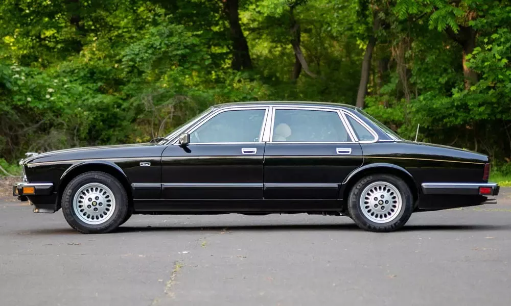 1988 Jaguar XJ6 1 Owner California Car 60k mi Collectible CARFAX we ship! - photo 12