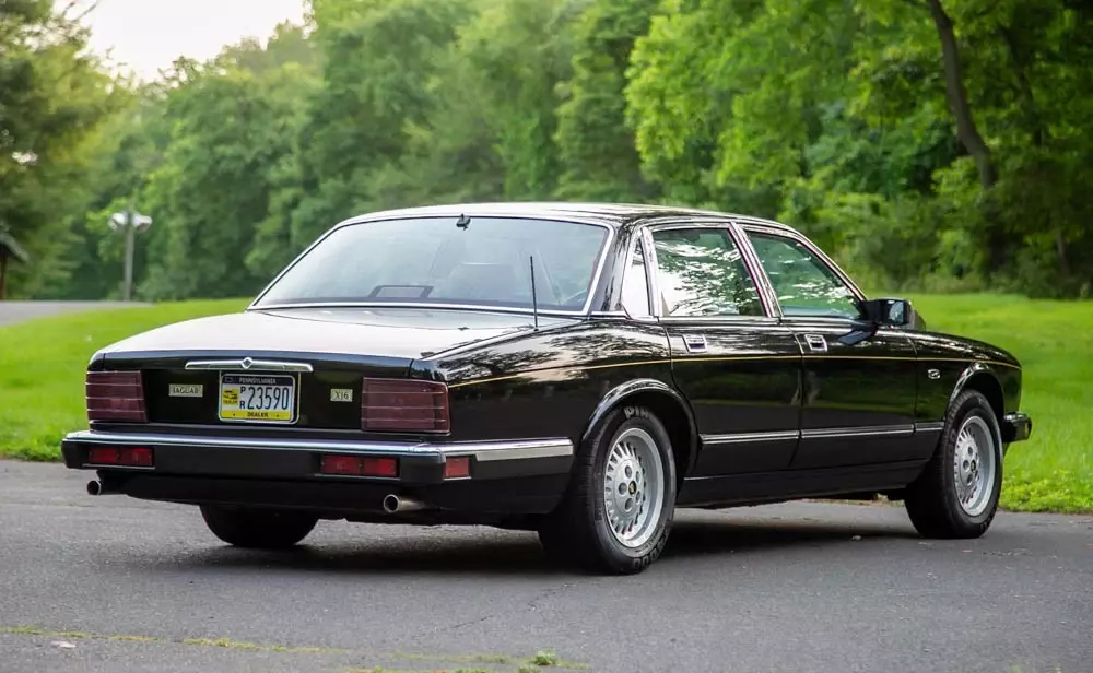 1988 Jaguar XJ6 1 Owner California Car 60k mi Collectible CARFAX we ship! - photo 3