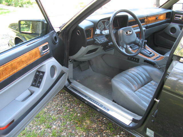 1988 Jaguar XJ6 - photo 7