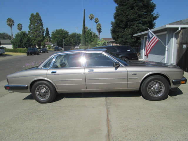 1988 Jaguar XJ6