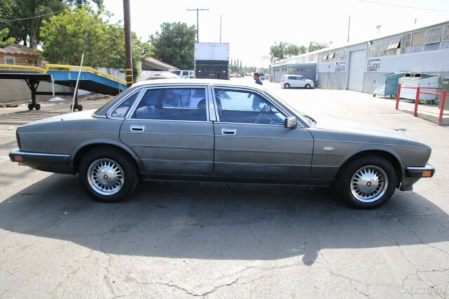 1988 Jaguar XJ-Series XJ6 Vanden Plas - photo 5