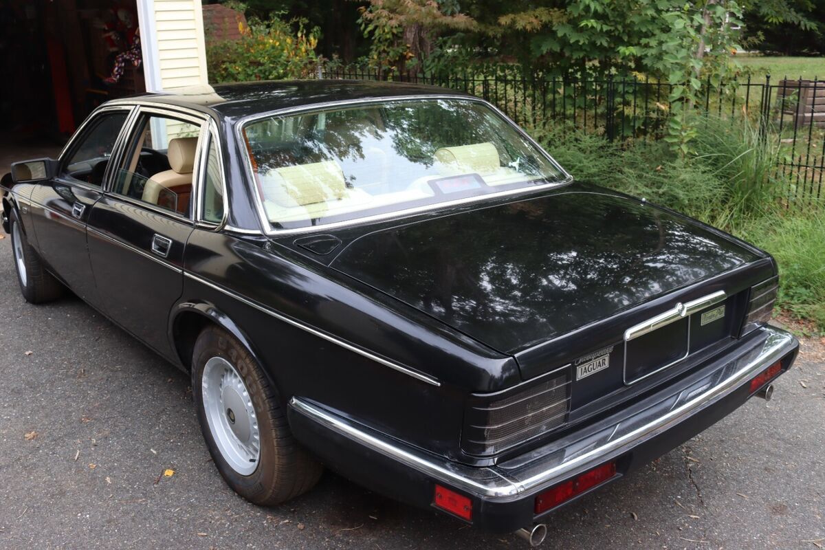 1988 Jaguar XJ6 Vanden Plas - photo 5