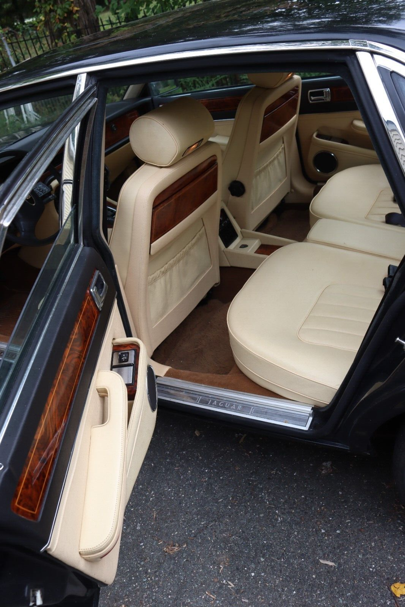 1988 Jaguar XJ6 Vanden Plas - photo 7