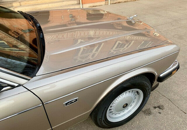 1988 Jaguar XJ6 - photo 10