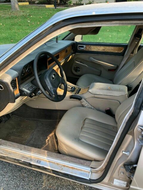 1988 Jaguar XJ6 - photo 9