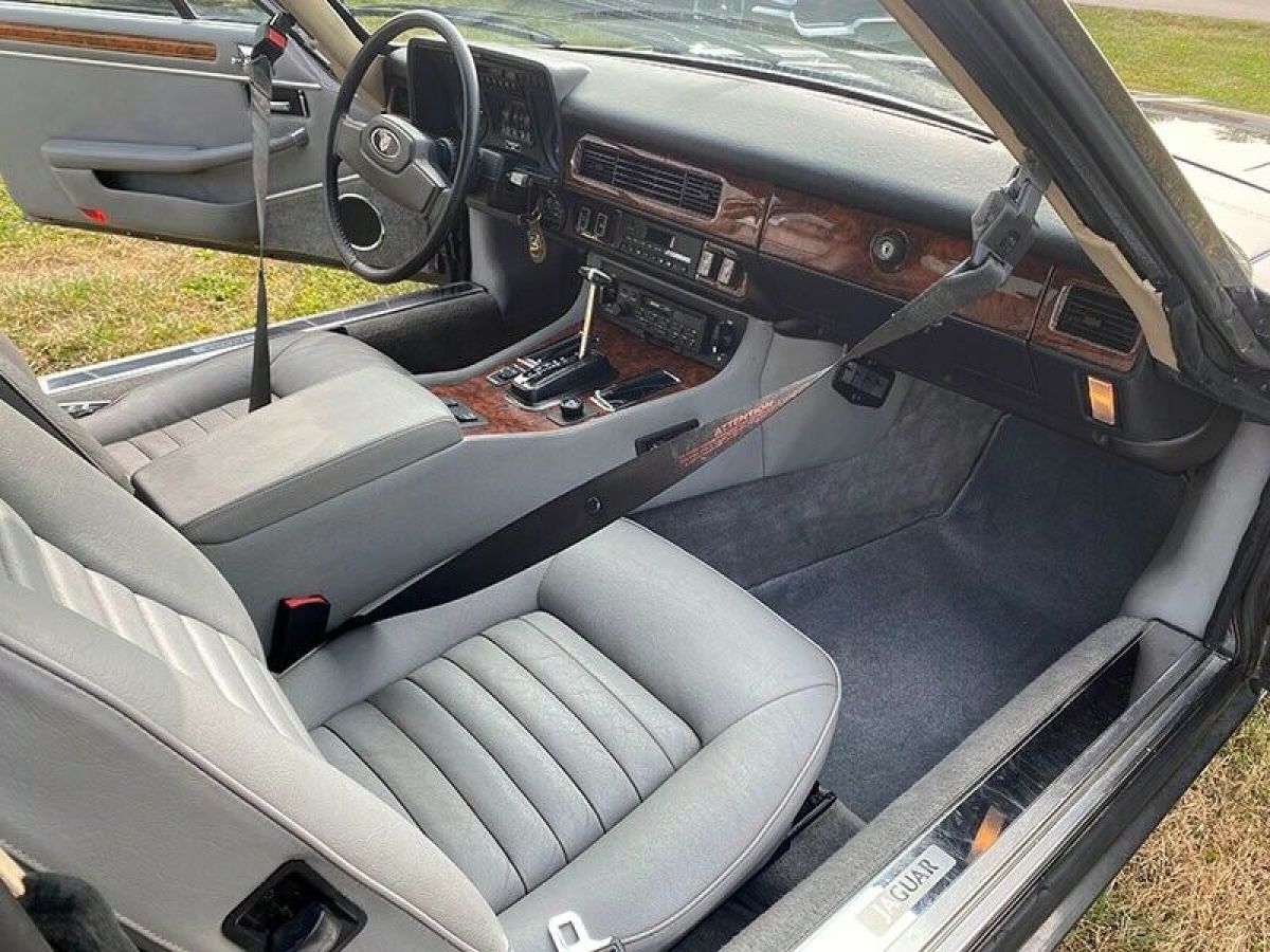 1988 Jaguar XJS - photo 11