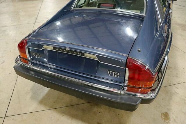 1988 Jaguar XJS V12 - photo 11