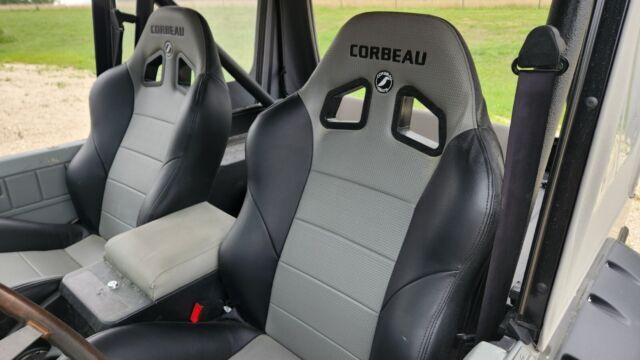 1988 Jeep Wrangler - photo 8