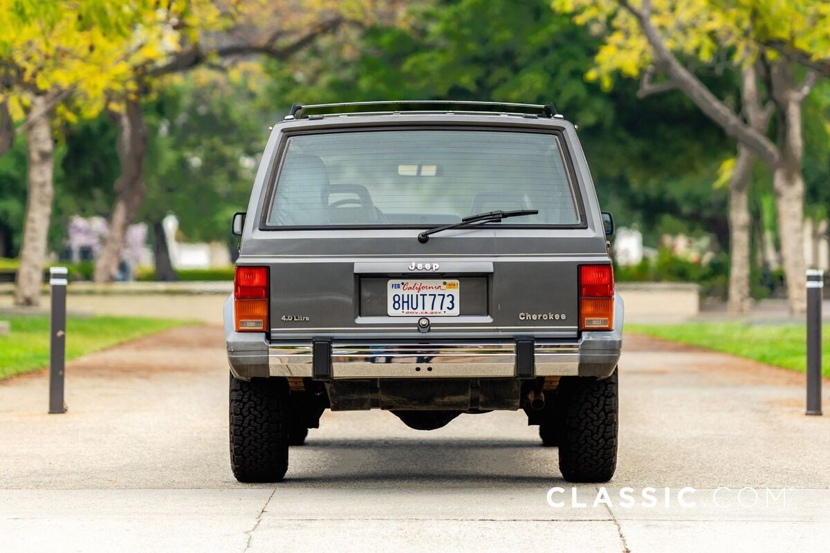 1988 Jeep Cherokee Laredo - photo 6