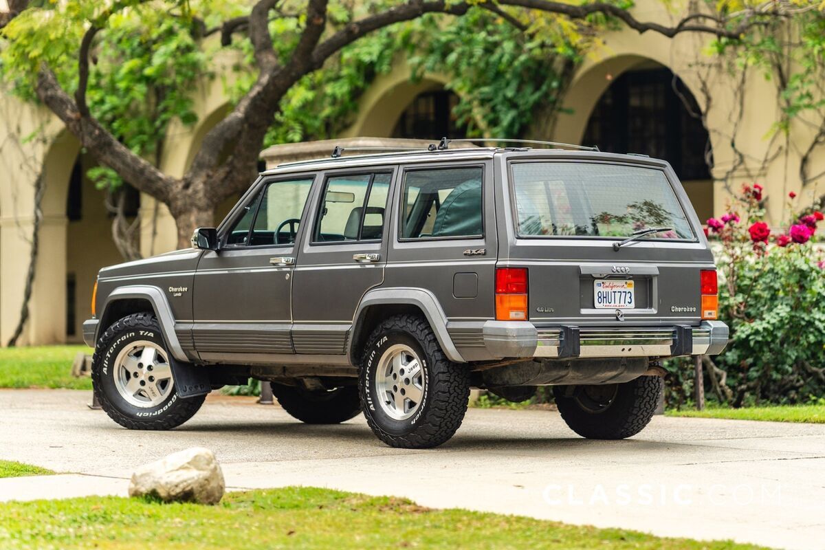 1988 Jeep Cherokee Laredo - photo 7