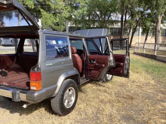 1988 Jeep Cherokee pioneer - photo 12