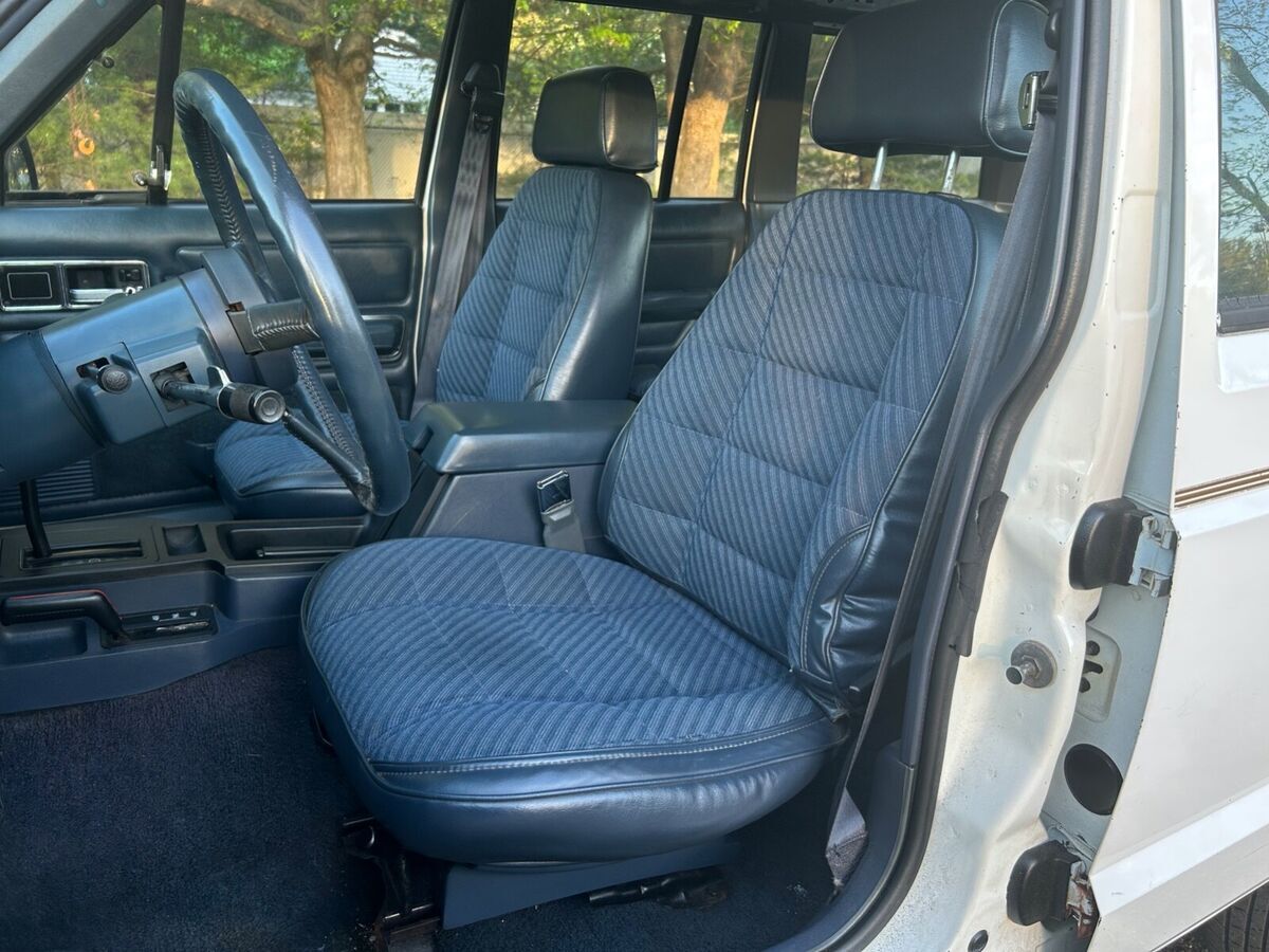 1988 Jeep Cherokee - photo 13