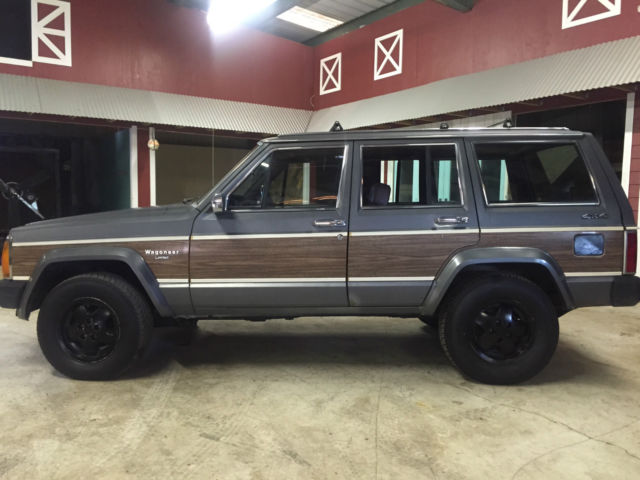 1988 Jeep Cherokee Limited 4dr 4WD SUV - photo 4