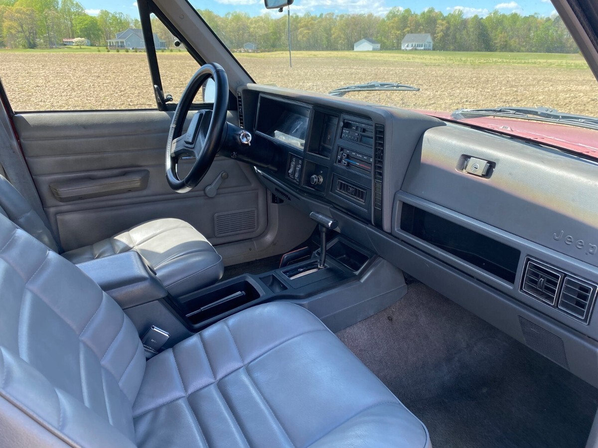 1988 Jeep Cherokee - photo 13