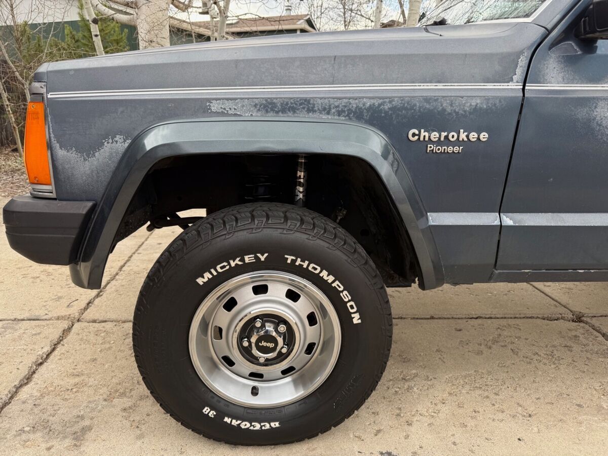 1988 Jeep Cherokee Pioneer - photo 5
