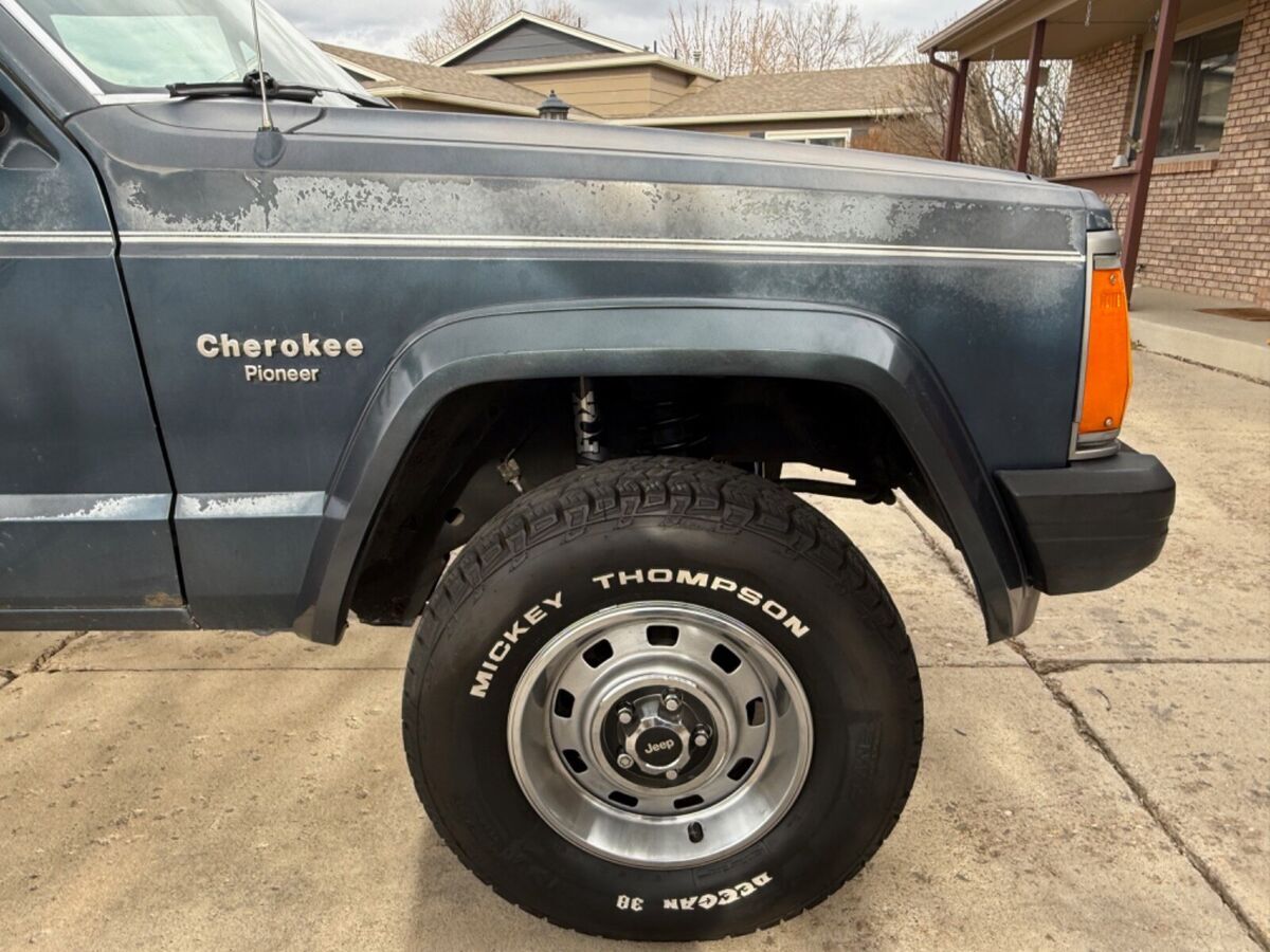 1988 Jeep Cherokee Pioneer - photo 6