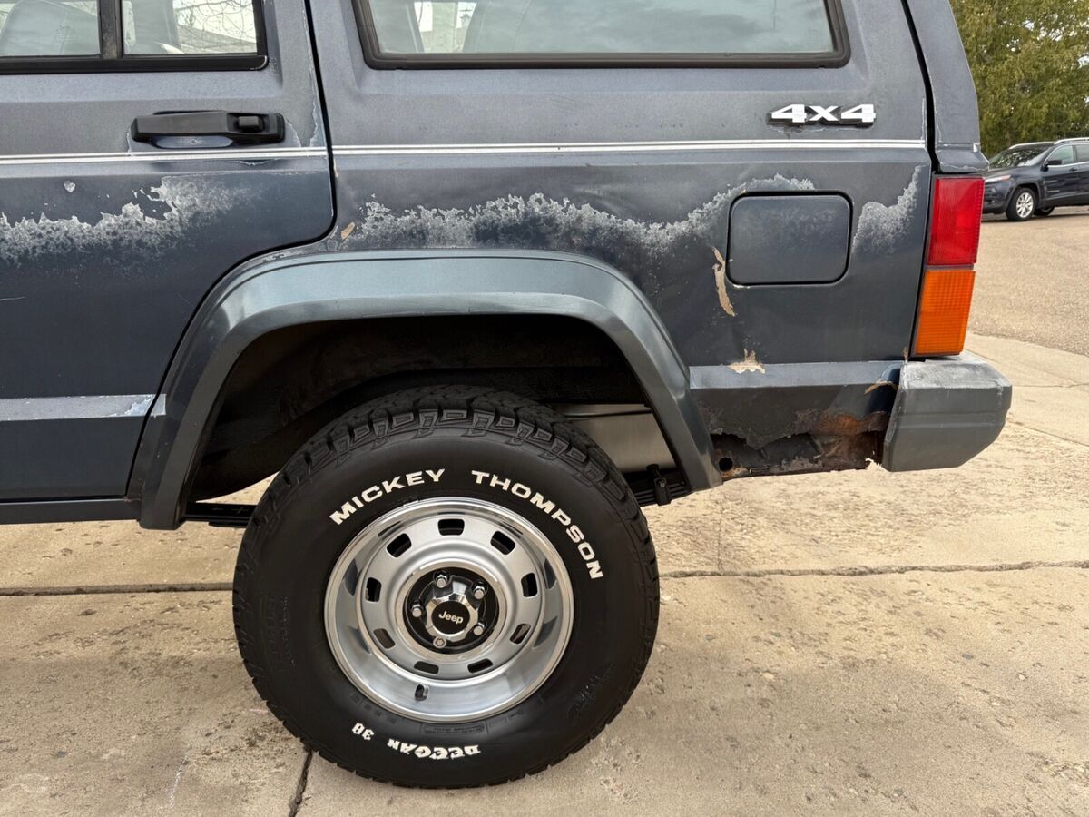 1988 Jeep Cherokee Pioneer - photo 8