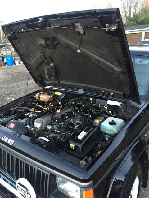 1988 Jeep Comanche BLACK WITH PIONEER STRIPE PACKAGE - photo 2