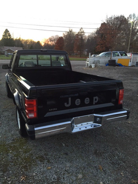1988 Jeep Comanche BLACK WITH PIONEER STRIPE PACKAGE - photo 3