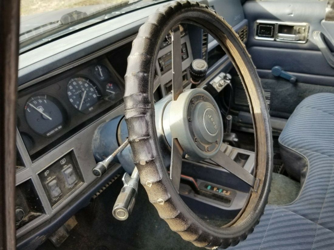 1988 Jeep Comanche - photo 11