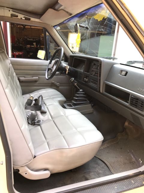 1988 Jeep Comanche SPORTRUCK - photo 6