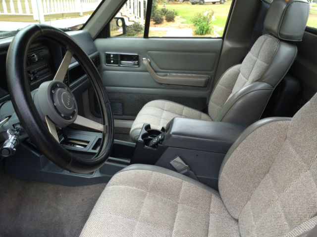1988 Jeep Comanche Eliminator Standard Cab Pickup 2-Door - photo 6