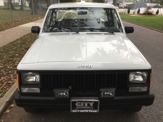 1988 Jeep Comanche - photo 2