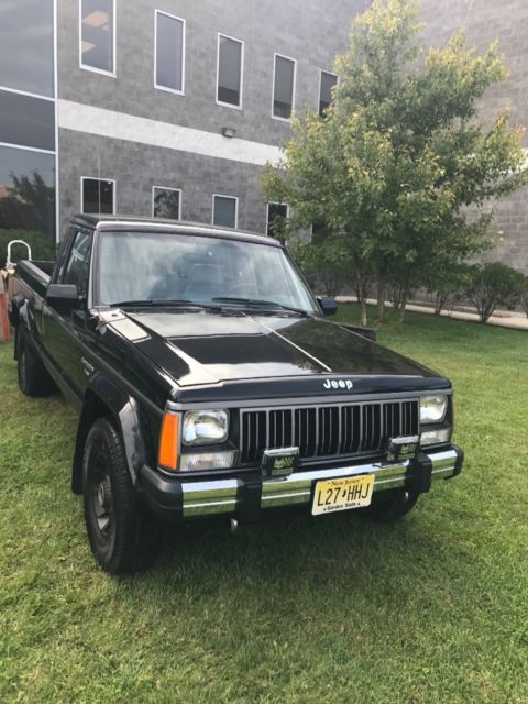 1988 Jeep Comanche Pioneer