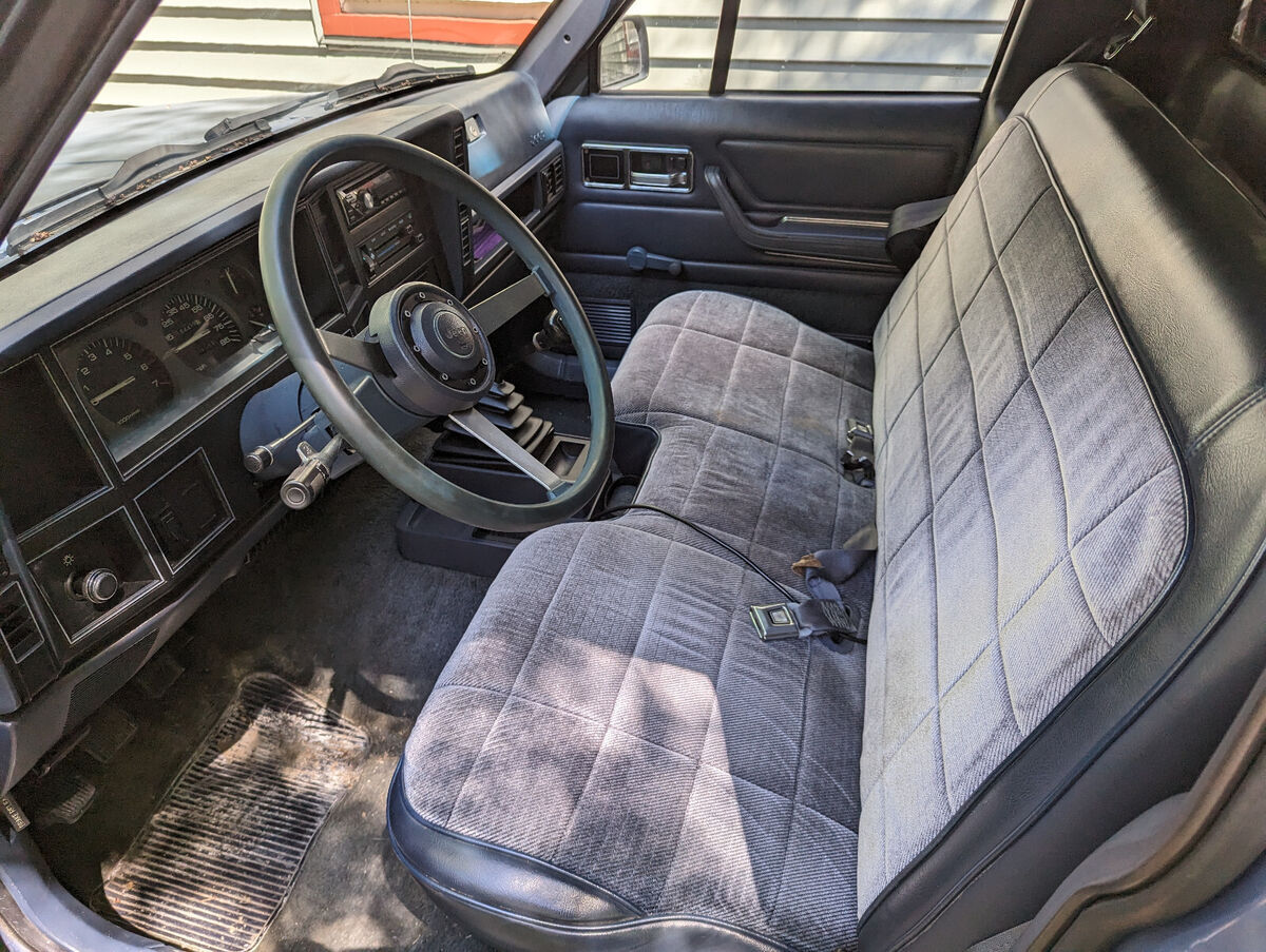 1988 Jeep Comanche Pioneer 4X4 - photo 3