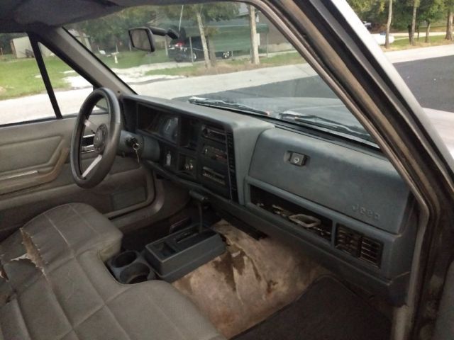 1988 Jeep Comanche Pioneer - photo 12