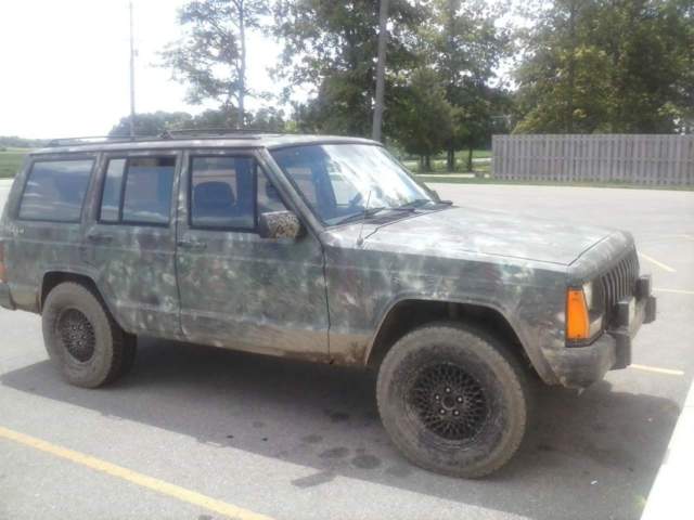 1988 Jeep Grand Cherokee 4 door - photo 2
