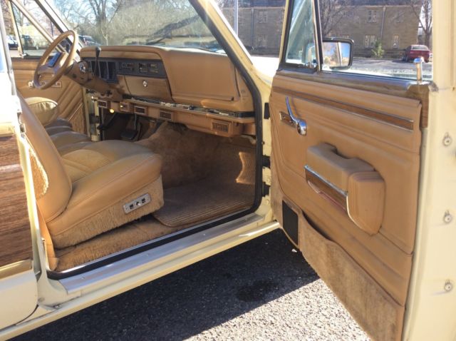 1988 Jeep Wagoneer - photo 4
