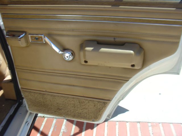 1988 Jeep Wagoneer - photo 13