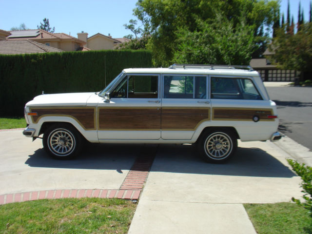 1988 Jeep Wagoneer - photo 2