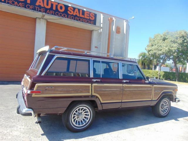 1988 Jeep Grand Wagoneer Base 4dr 4WD SUV - photo 3