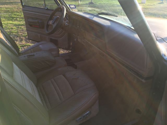 1988 Jeep Wagoneer Grand - photo 2