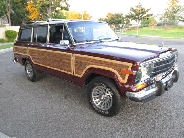 1988 JEEP GRAND WAGONEER ALL ORIGINAL COLLECTOR CONDITION LOW MILES MUST SEE WOW 1988 Jeep Grand Wagoneer 4X4