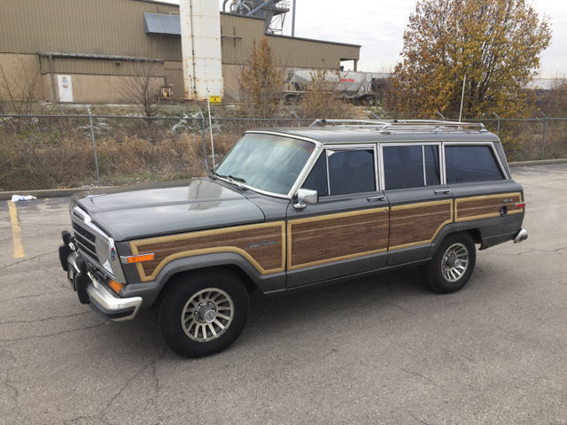1988 Jeep Grand Wagoneer Base 4dr 4WD SUV 97,777 Miles grey/woody SUV 5.9L V8 Na 1988 Jeep Wagoneer Base 4dr 4WD SUV