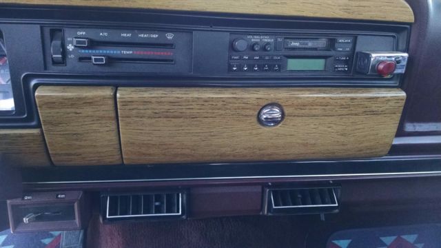 1988 Jeep Wagoneer - photo 10