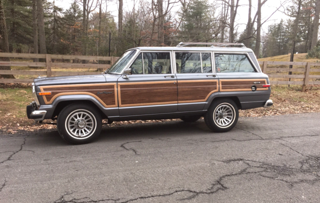 1988 Jeep Wagoneer - photo 2