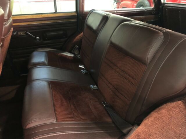 1988 Jeep Wagoneer - photo 13