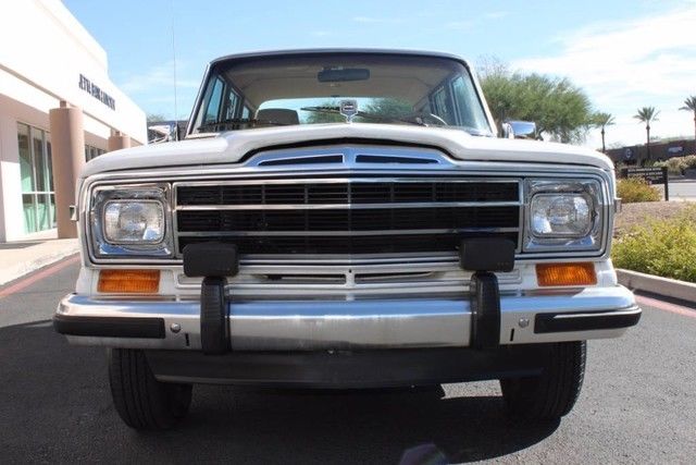 1988 Jeep Wagoneer Limited 4X4 - photo 11