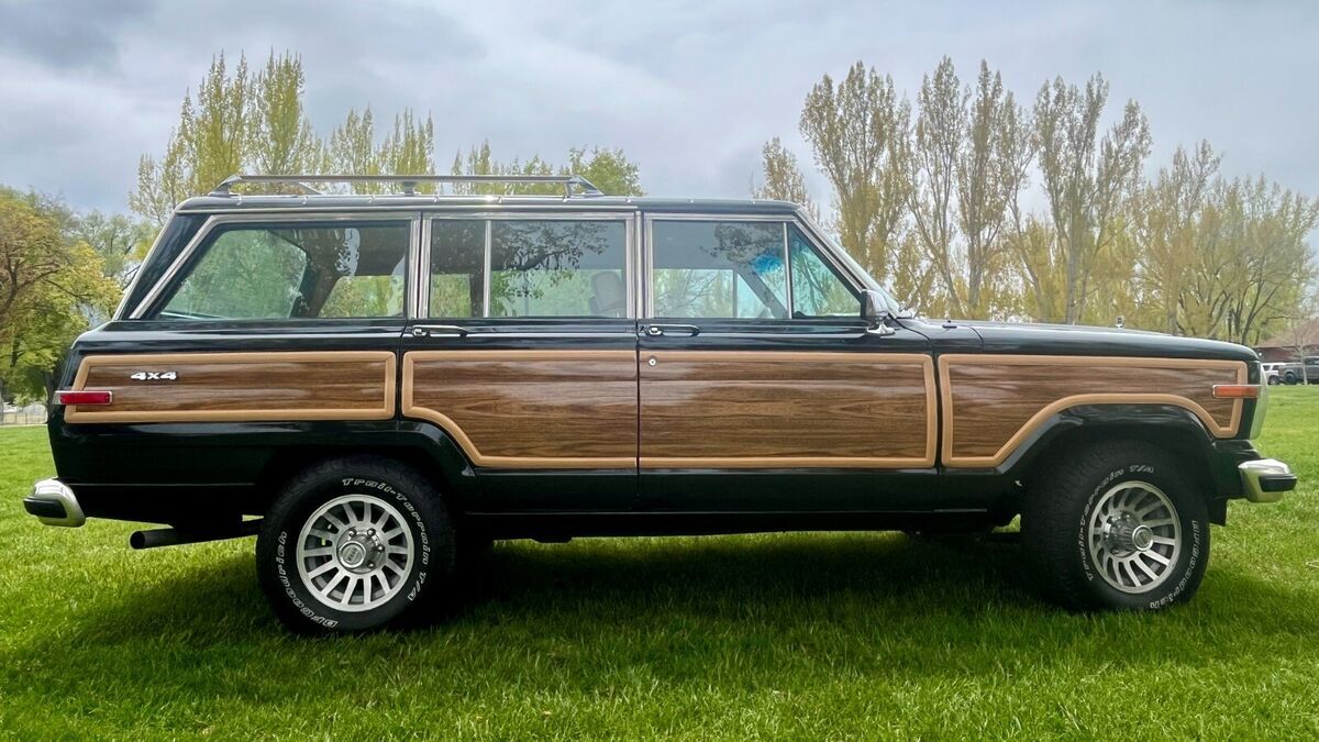 1988 Jeep Wagoneer - photo 12