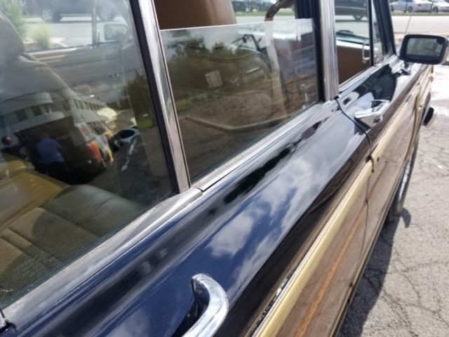 1988 Jeep Wagoneer - photo 13