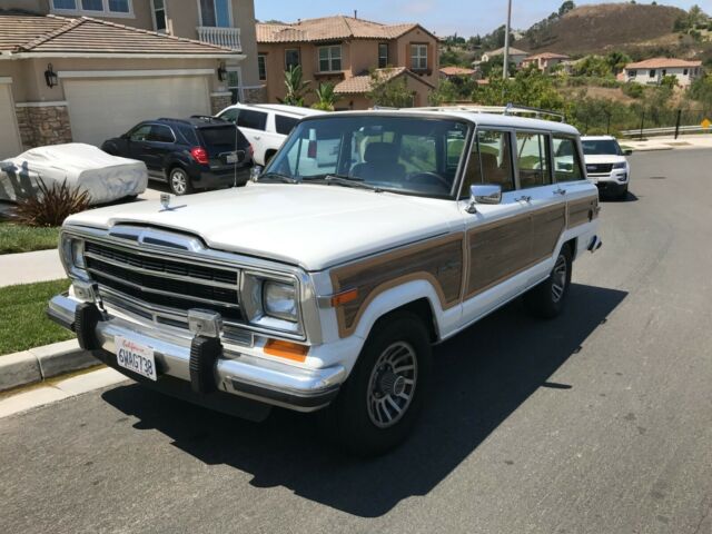1988 Jeep Grand Wagoneer. Restored. 1988 Jeep Wagoneer