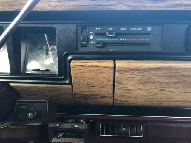 1988 Jeep Wagoneer - photo 7