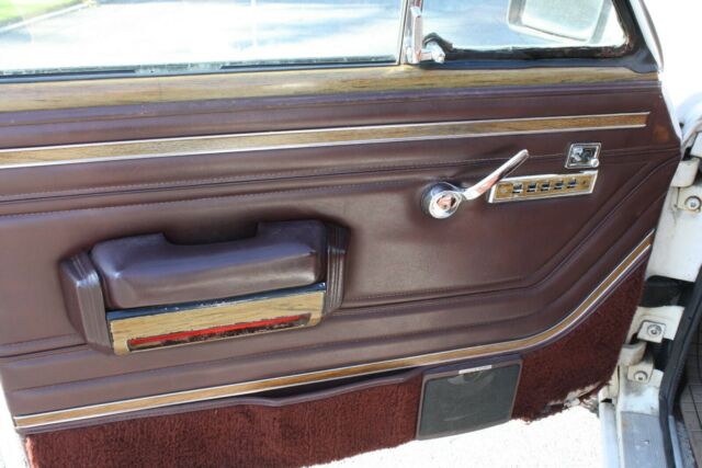 1988 Jeep Wagoneer - photo 9